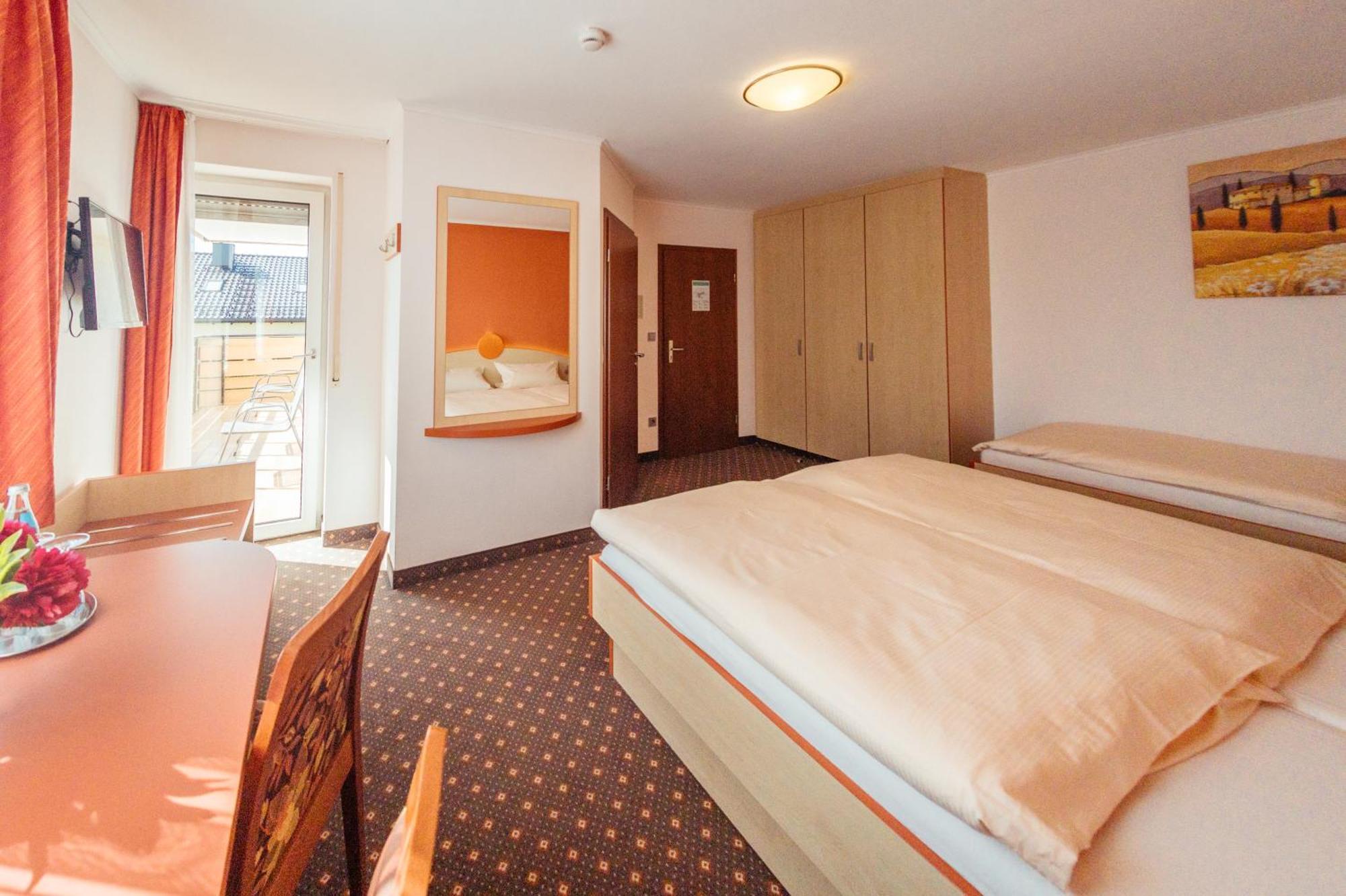 Hotel Sonnental Neusorg Buitenkant foto